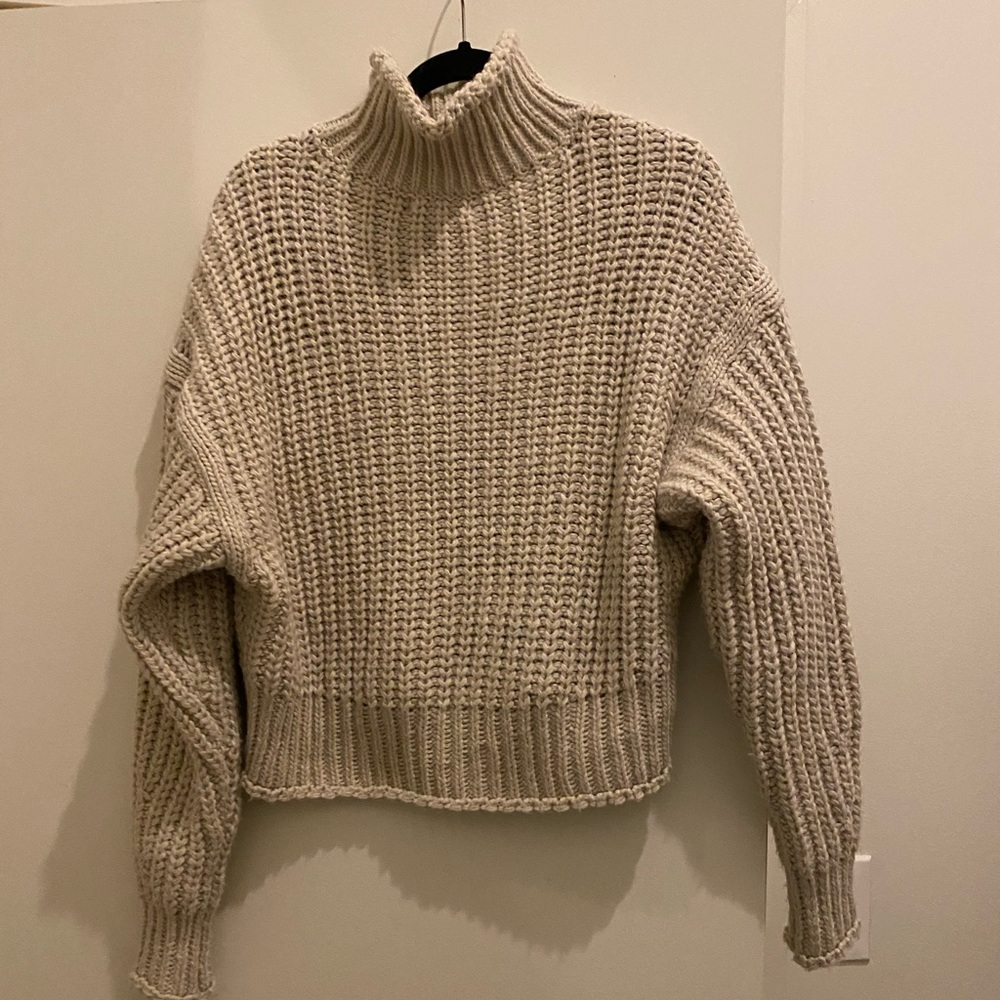 H&M sweater